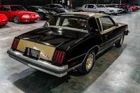 4_1979-Oldsmobile-W30-Black and Gold-536930-40.jpg